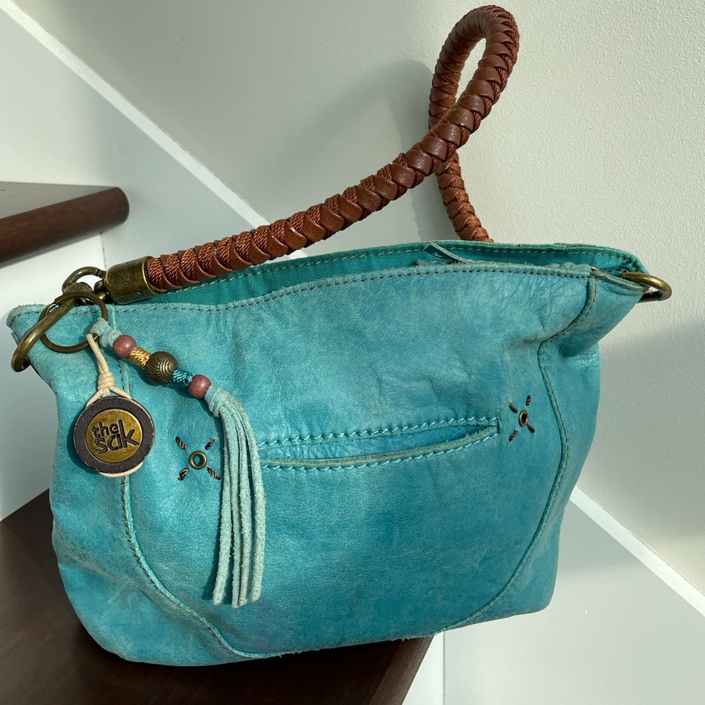 The Sak genuine Leather shoulder bag Handbag Purse.